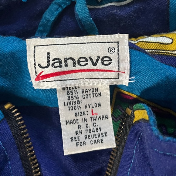 VINTAGE Janeve Multicolor Quilted Bomber Jacket - Picture 3 of 10